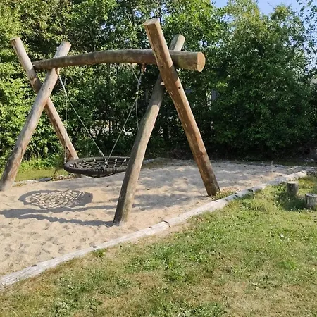 5 Person In Hemmet